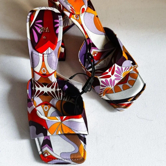 Zara Colorful Psychedellic Print Square toe Slides 36 - Picture 1 of 13